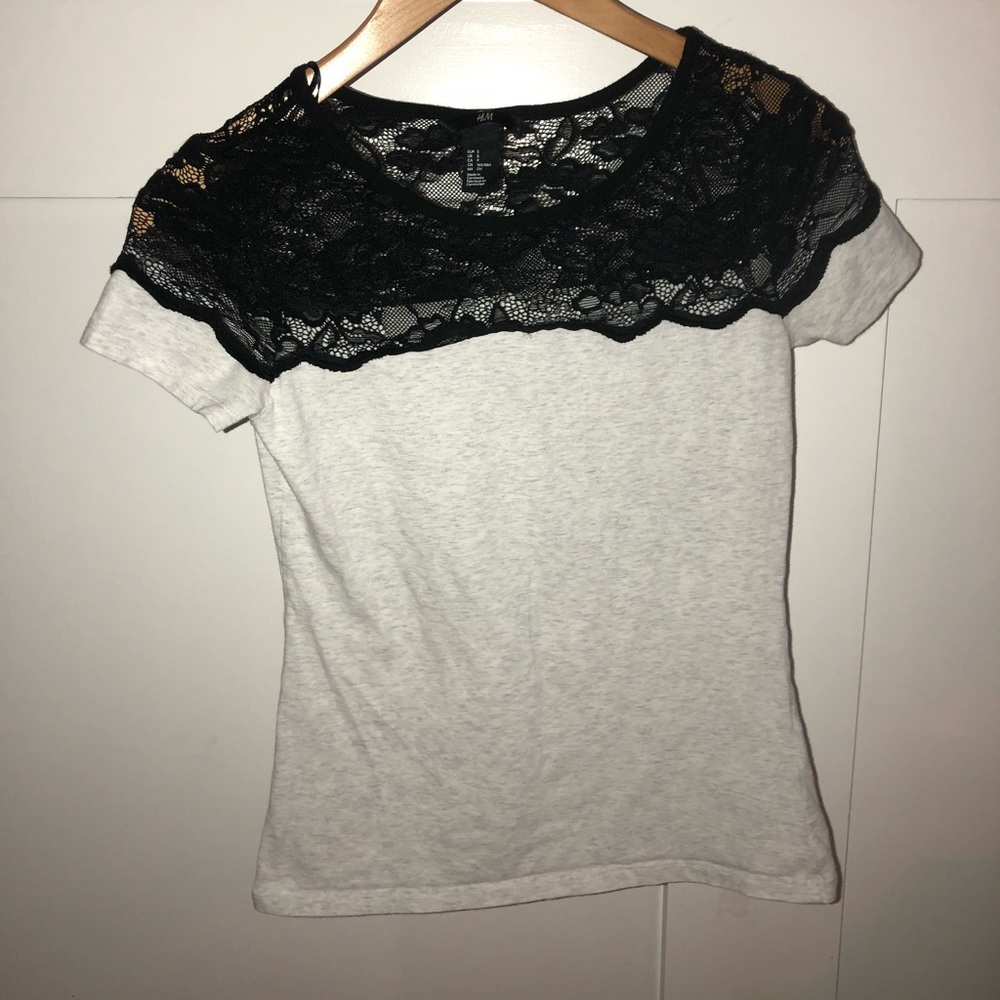 Comfy Tee with lace shoulder detail !!